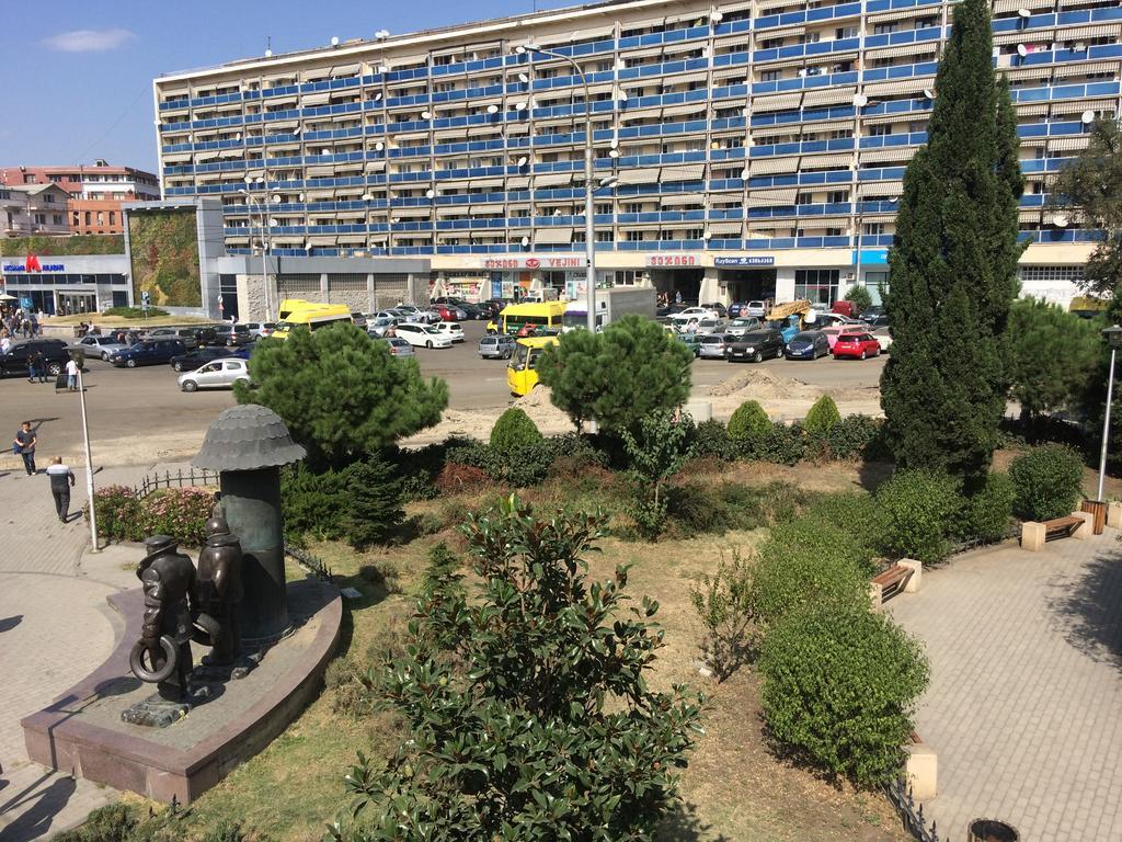 Modern Apartment Avlabari Tbilisi Exterior photo