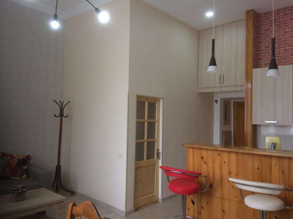 Modern Apartment Avlabari Tbilisi Exterior photo